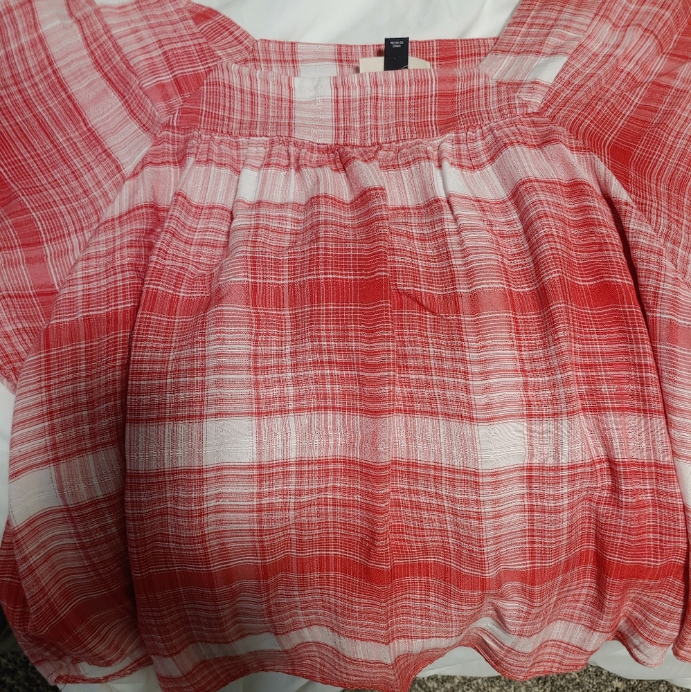 Short sleeve blouse